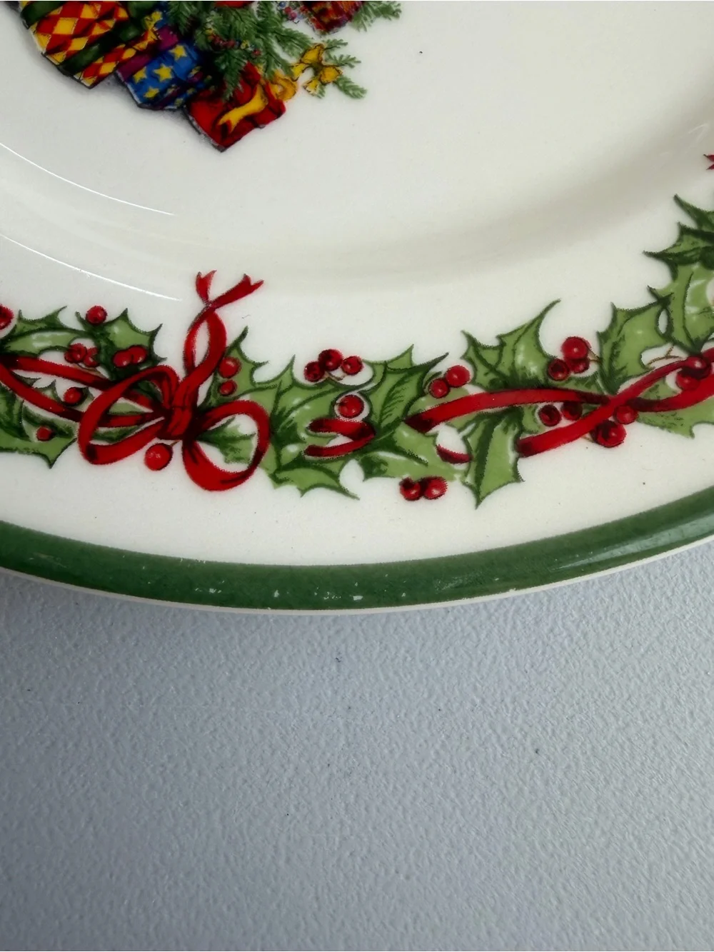 Christopher Radko Traditions Holiday Celebrations Salad Plate Set of 4 Columbia